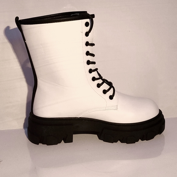 MIA White High Stomp Combat Stomp Boots Size 6.5 - Picture 2 of 6